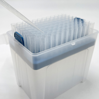 Uniwersalne końcówki do pipet z filtrem 1250ul wolne od RNaz / DNaz, 96 końcówek, opakowanie 50 opakowań